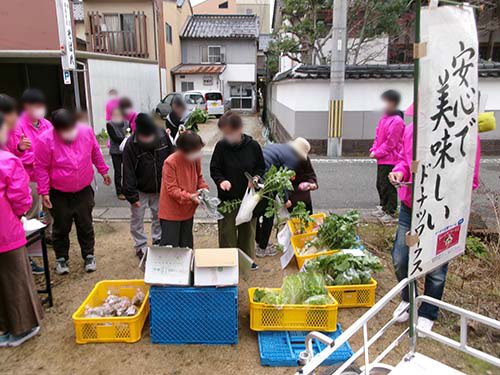 リヤカーでの野菜販売